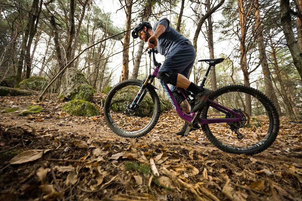KS Announces $399 Rage Circuit Wireless Dropper Post - Pinkbike