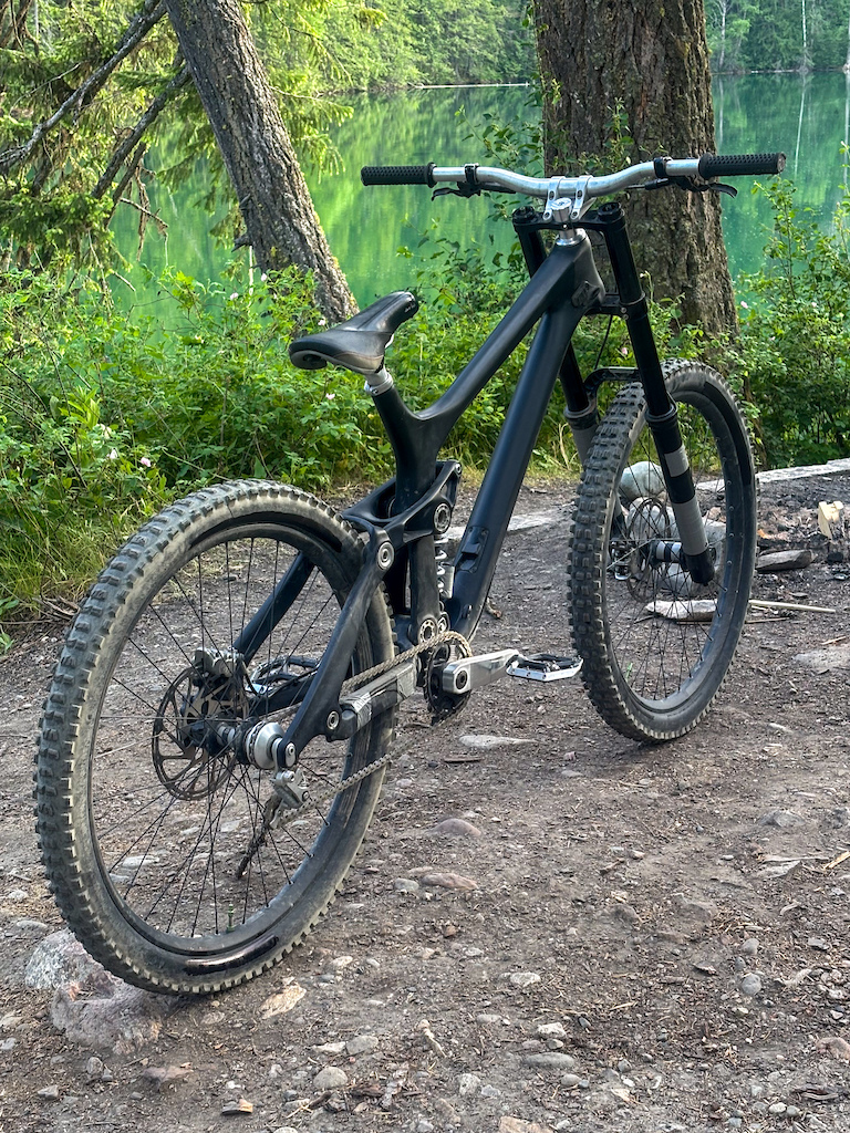 Bike Check: Ian Barcellos' Homebrew Rocky Mountain Maiden - Pinkbike