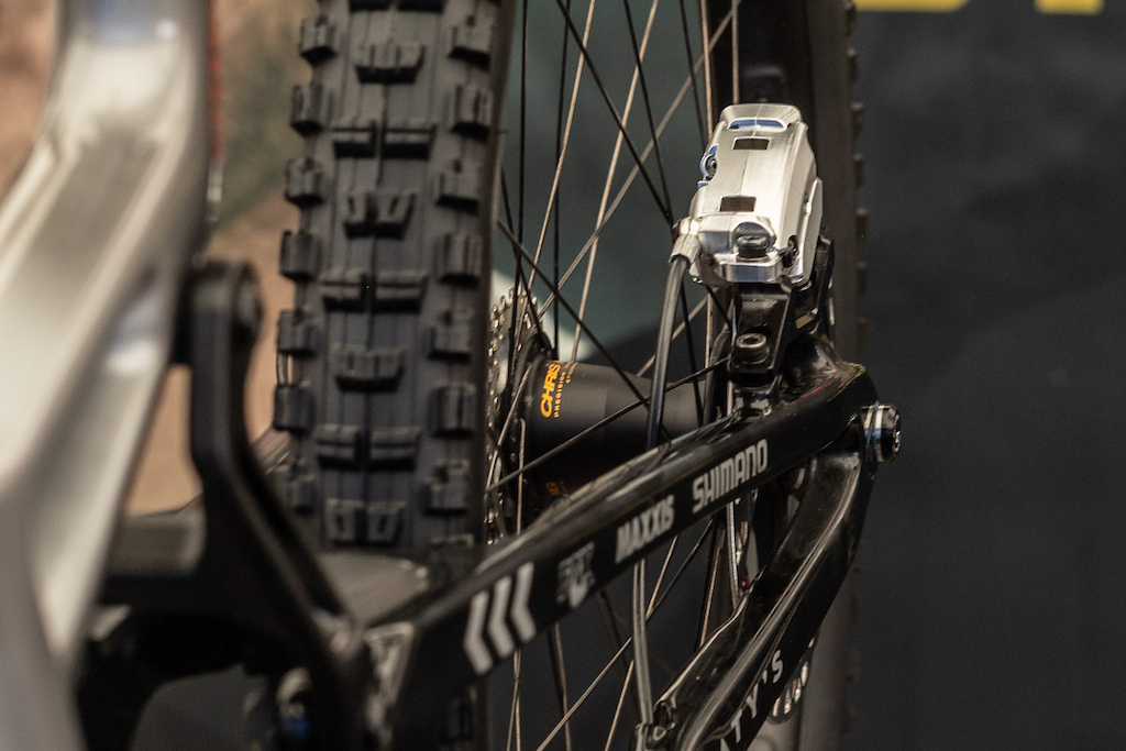 SHIMANO セイント Shimano saint-ボトムブラケット付きチェーンキットM820,10v,34t