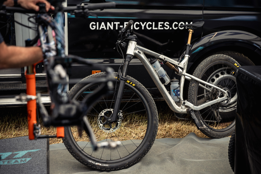 Spotted: Giant Anthem Aluminum Prototype - 2025 Val di Sole XC
