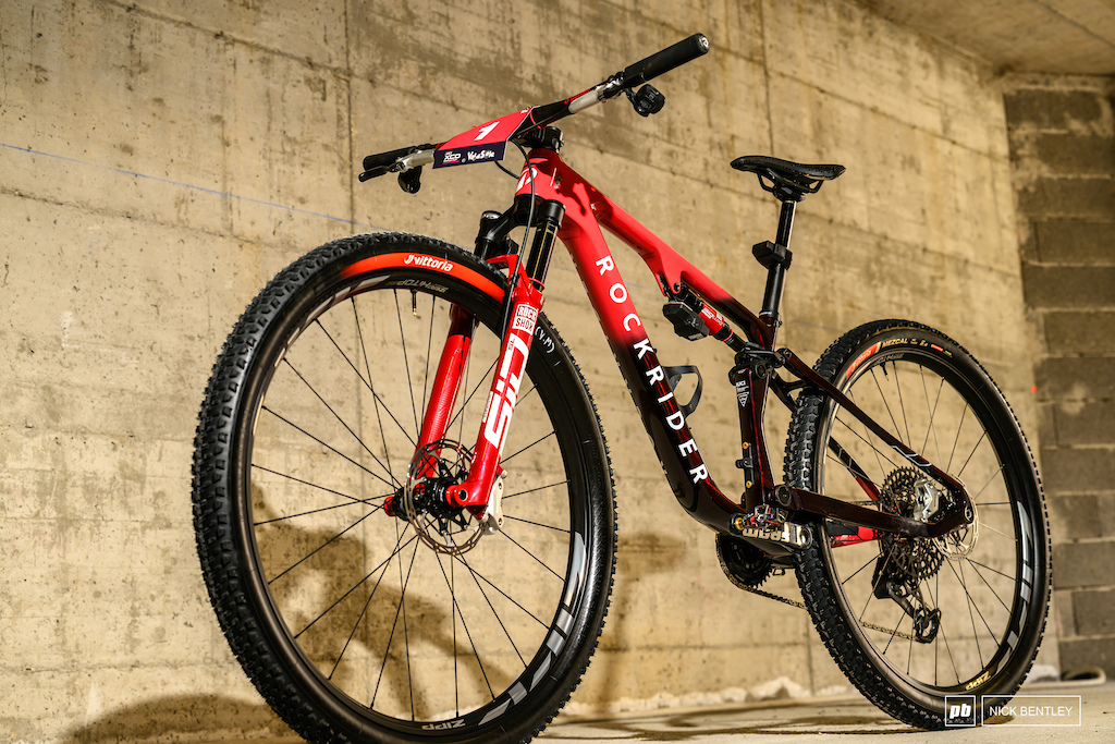 Bike Check: Sammie Maxwell's Rockrider 940s - Pinkbike