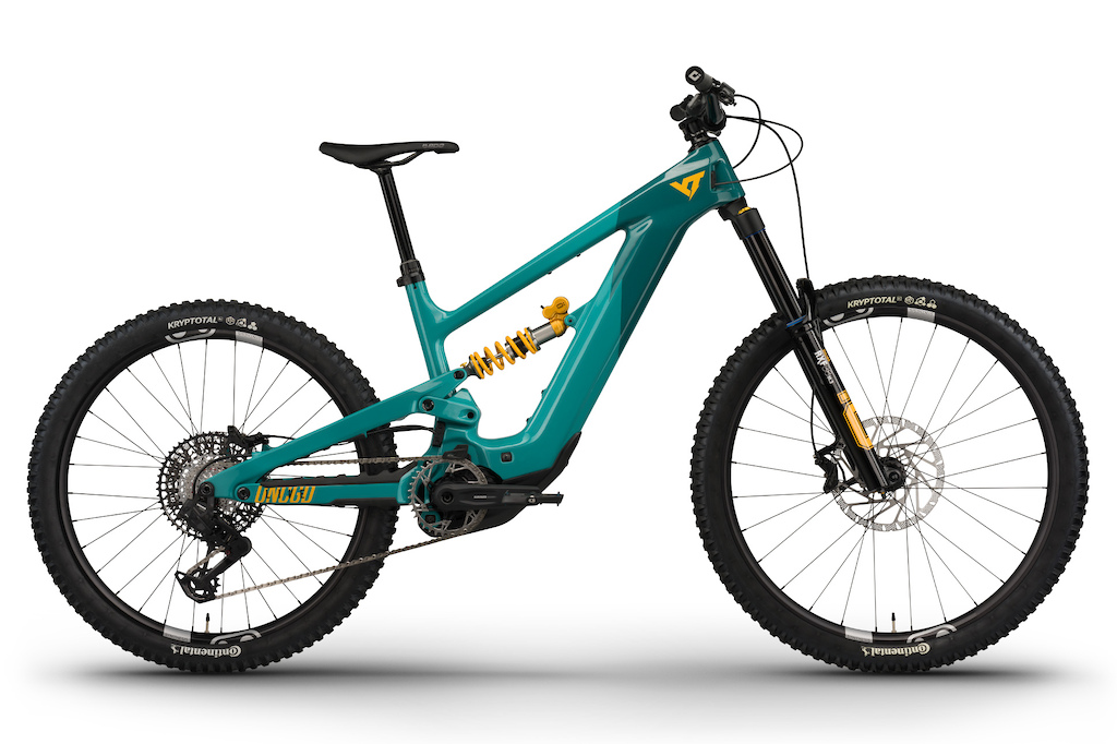 First Ride: YT Decoy Core 4 2025 – Different Motor, Same DNA
