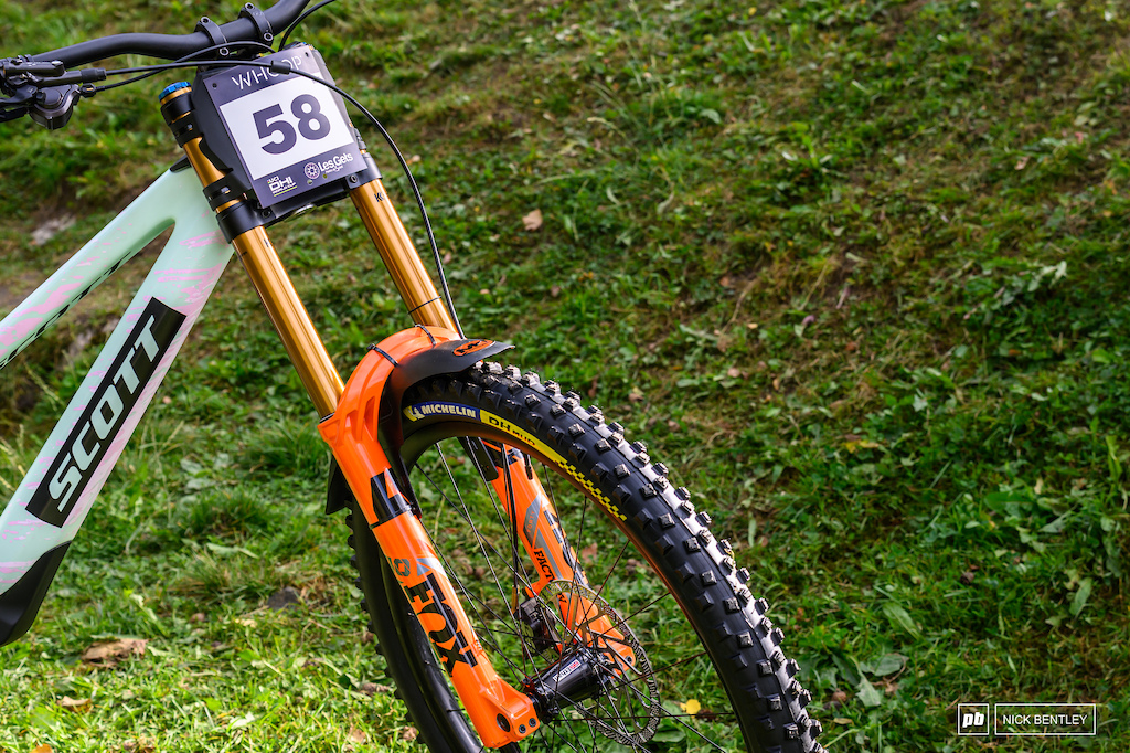 Bike Check: Ethan Craik's Scott Gambler - Les Gets DH World Cup