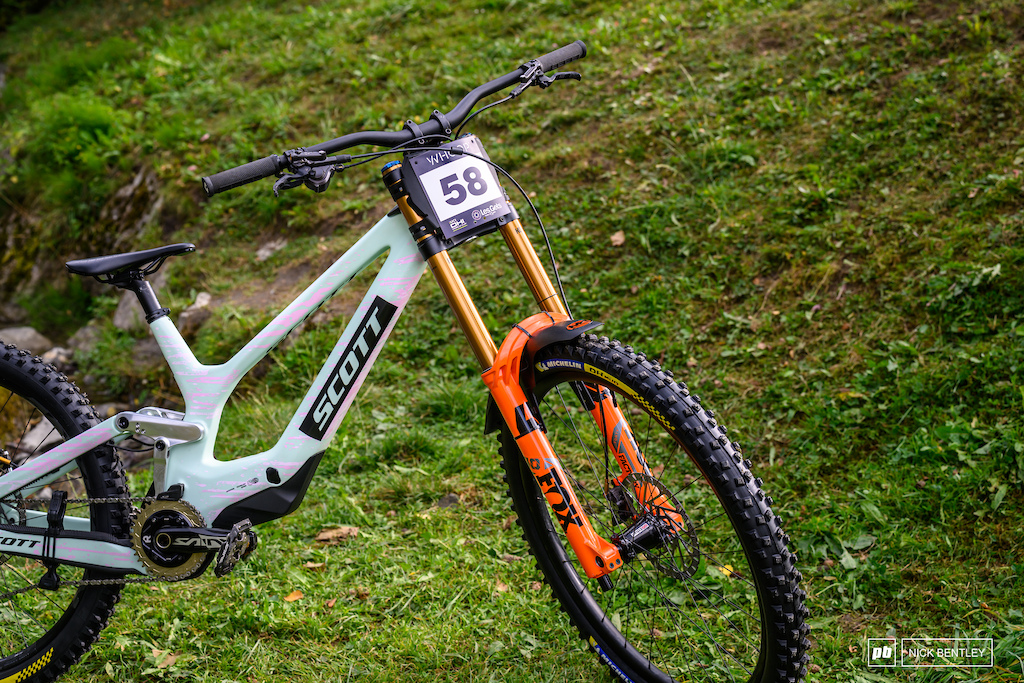 Bike Check: Ethan Craik's Scott Gambler - Les Gets DH World Cup
