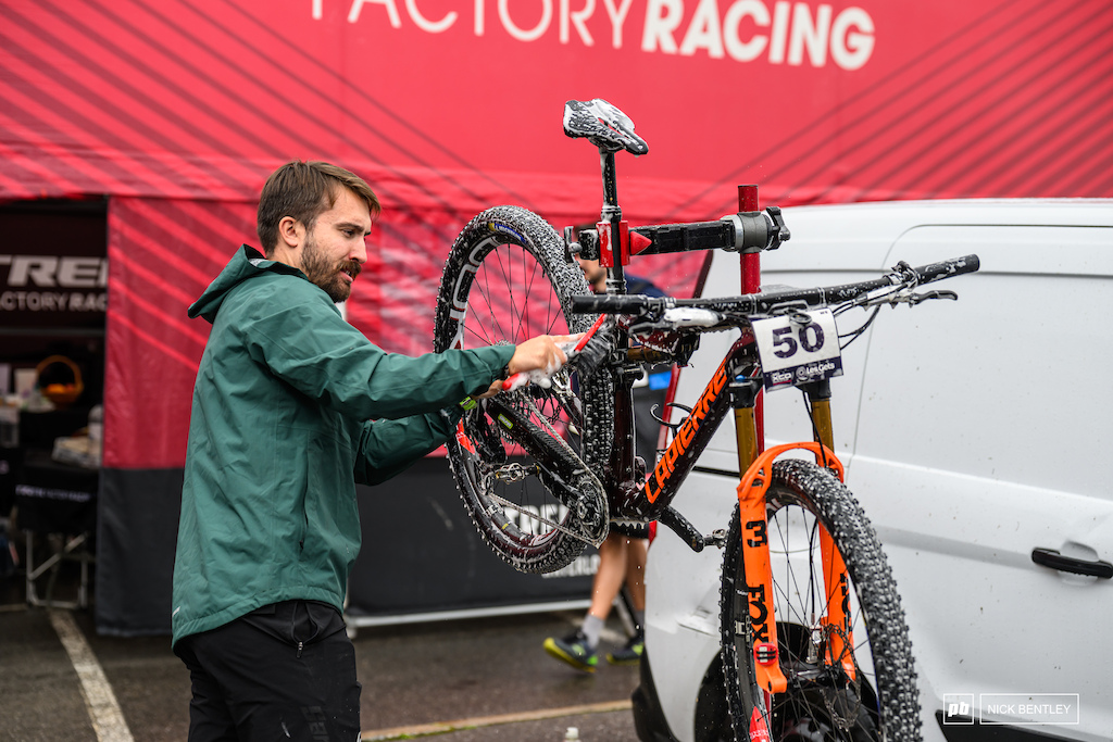 Just one of a queue of bikes the Lapierre team had lined up for cleaning.
