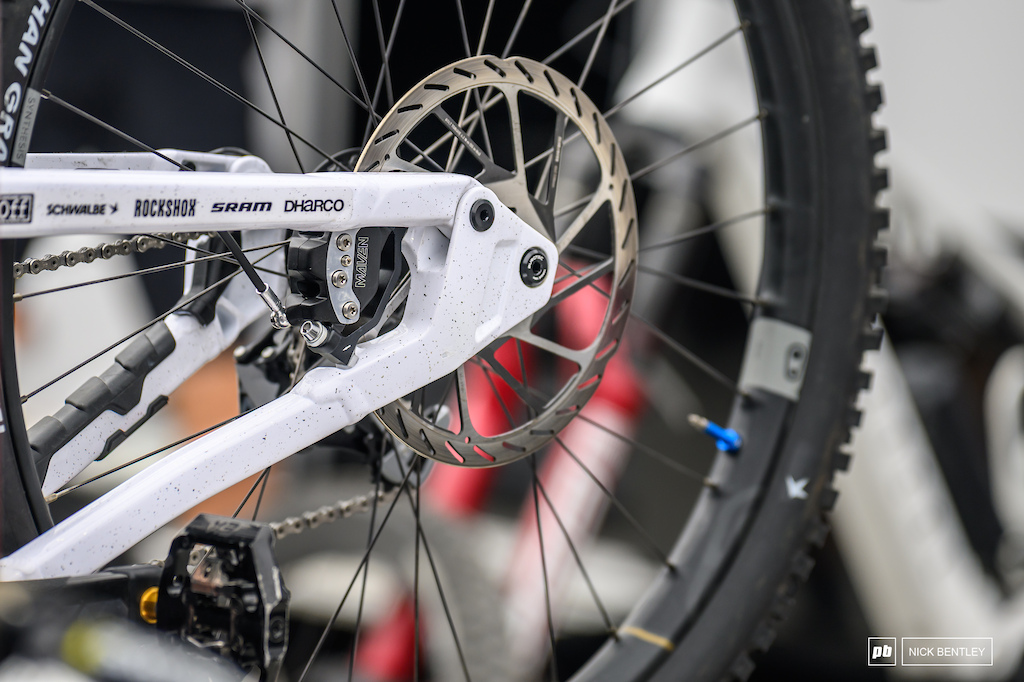 The chainstay looks completely different, and there is now an internally mounted brake.