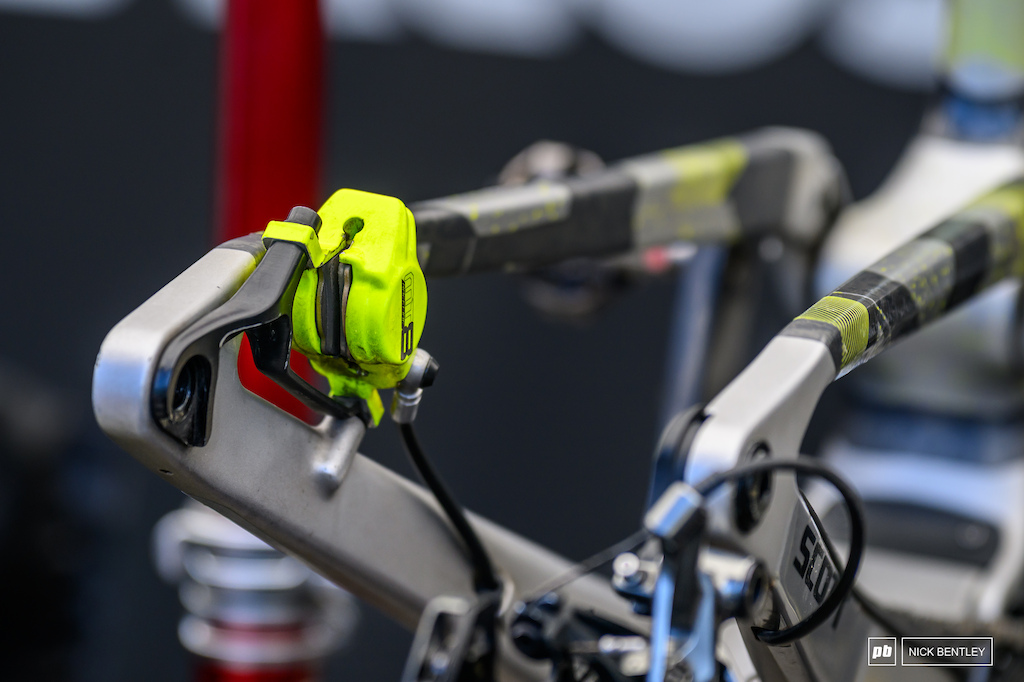 Magura brakes always catch the eye.