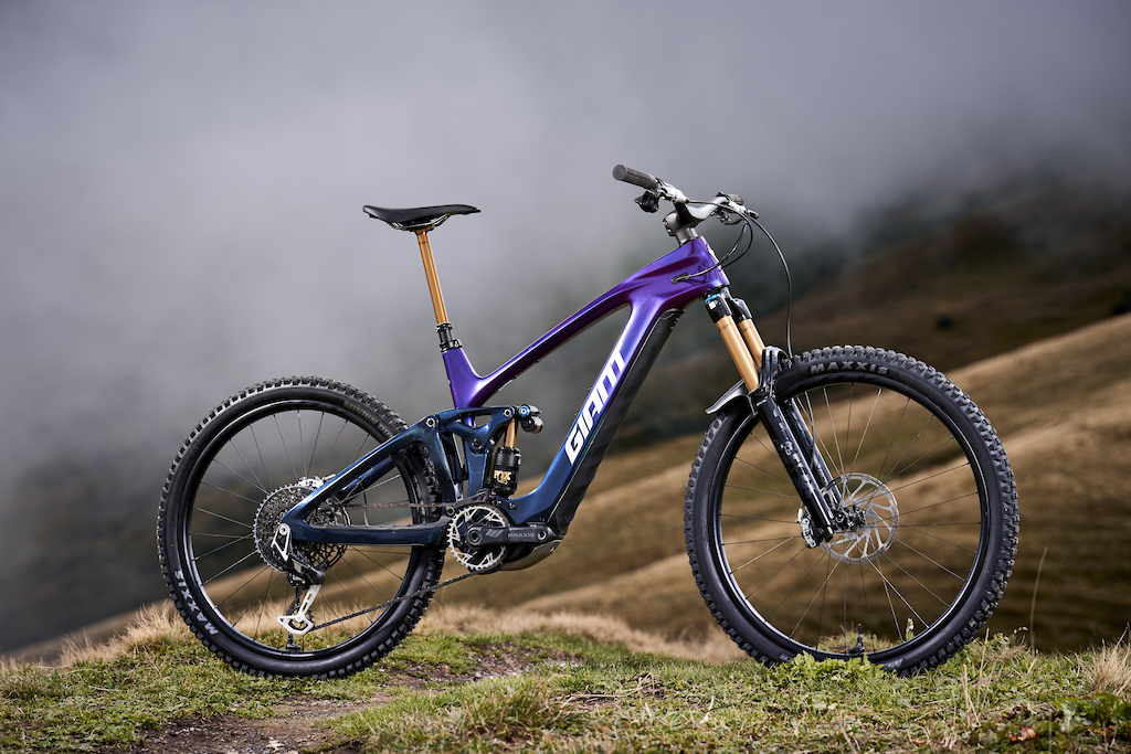 First Look: 2026 Giant Reign Advanced E+ - Pinkbike