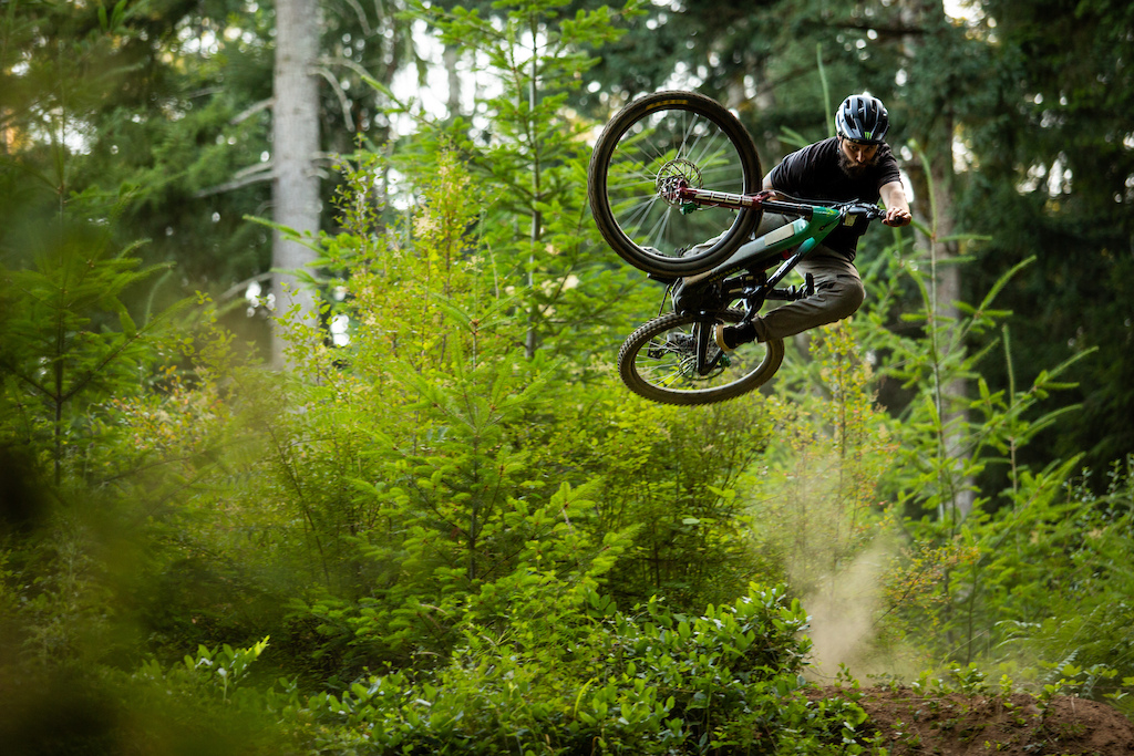 Video: Graham Agassiz Aboard the Forbidden Druid CorE - Pinkbike
