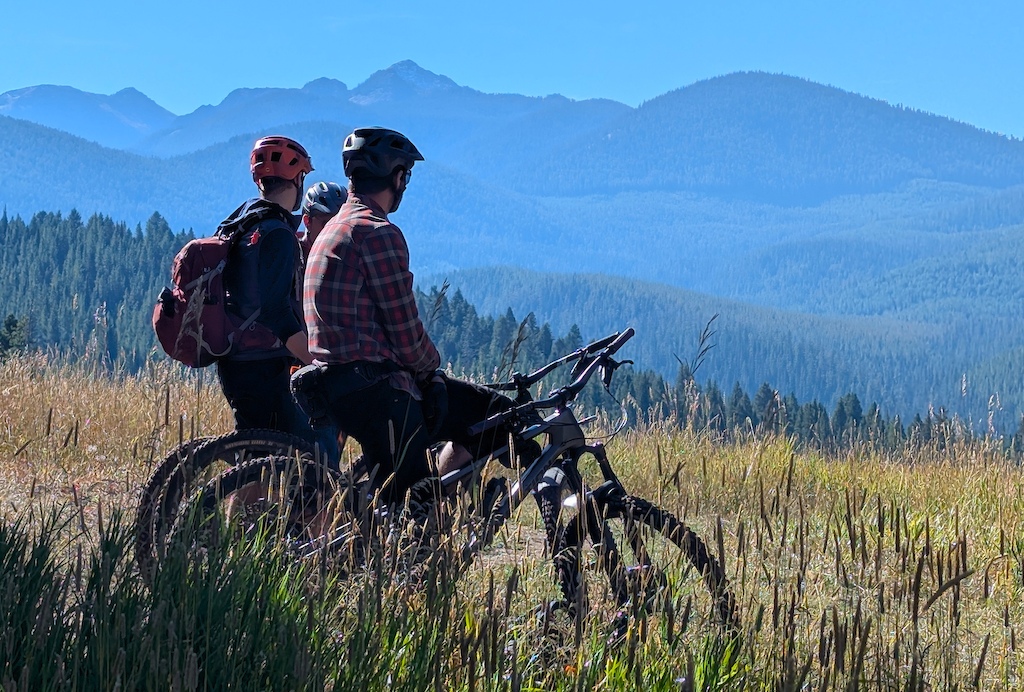 Views get good not too far from the lower Moser parking lot.