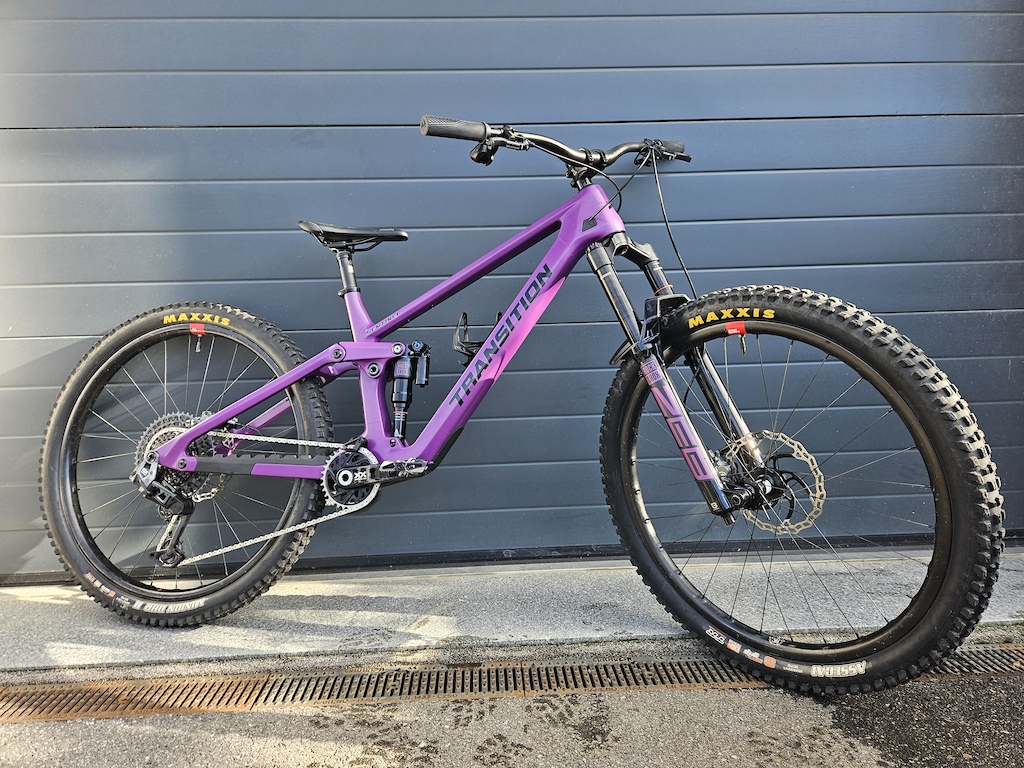 2025 Transition Sentinel V3 Carbon Custom