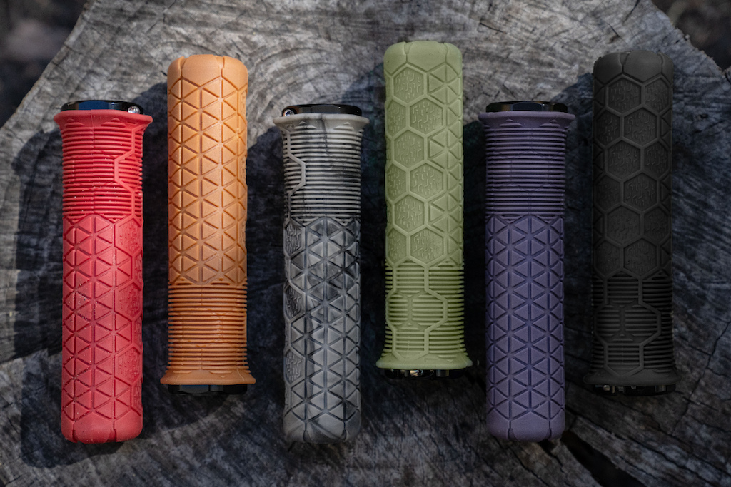 Enve Releases New Lock-On & Push-On Grips