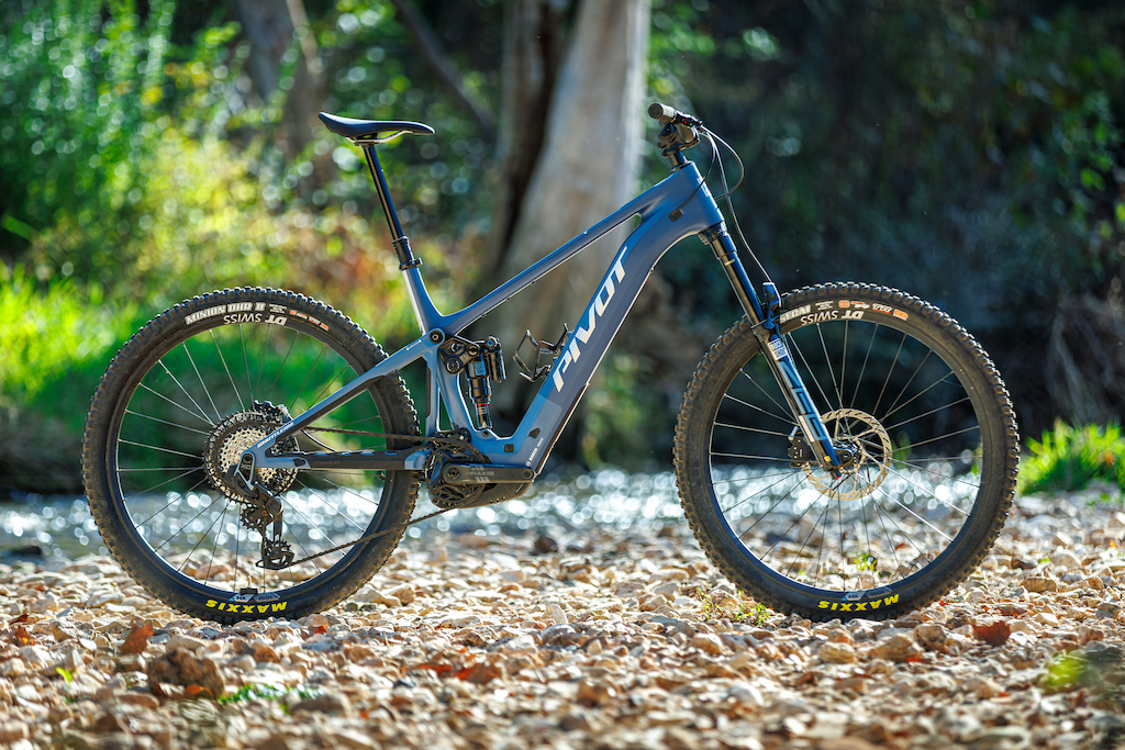 Review: Pivot Shuttle AM - The Electrified Bump Muncher - Pinkbike