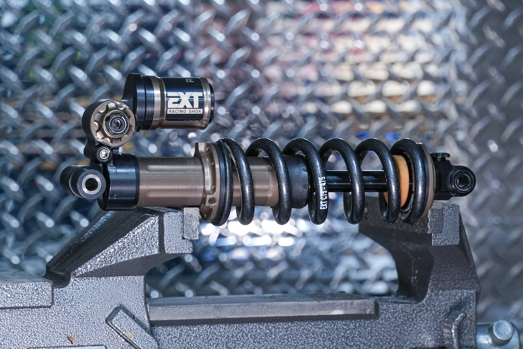 Review: EXT Arma V4 - One of the Best Shocks Gets Even Better - Pinkbike