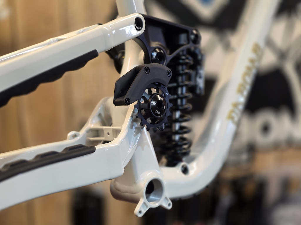 Da Bomb Moab 29 frame details