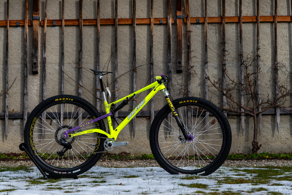 Compact Bike Frame Rabbit Bike Check: Dead Rabbit 32