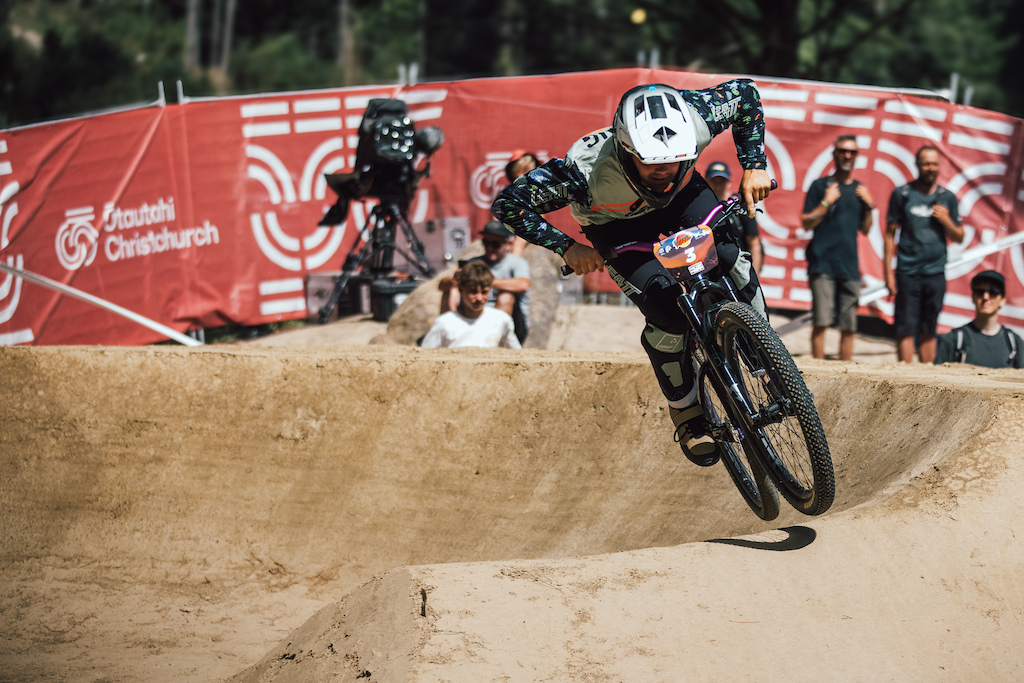 Video: Jayden Fleming's First Taste Of Slopestyle & Racing Struggles In ...