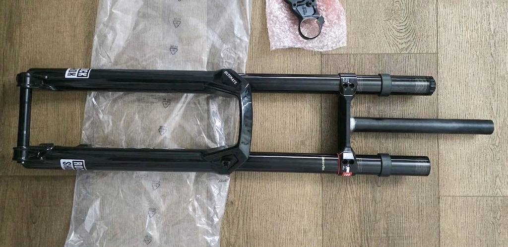 How Did an Unreleased Next-Generation RockShox Boxxer End Up on