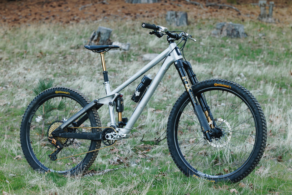 Frameworks Announces 2026 Enduro & DH Bikes - Pinkbike