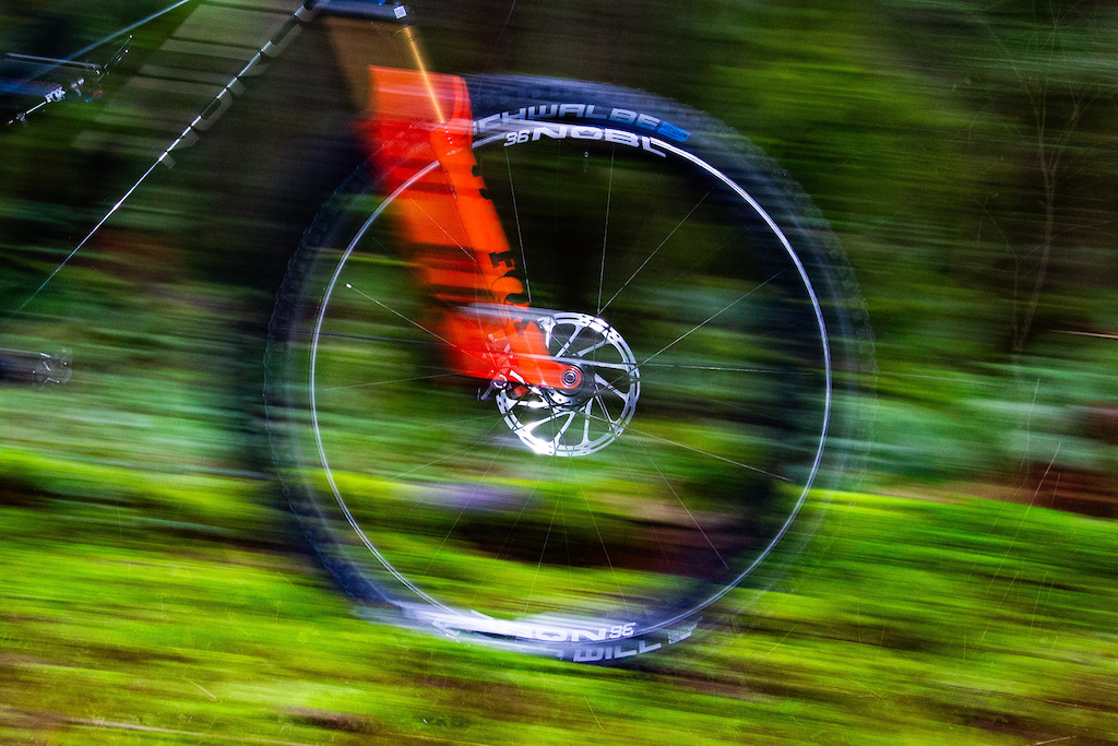 NOBL Launches Signature Series: Shallow Profile Carbon Wheels