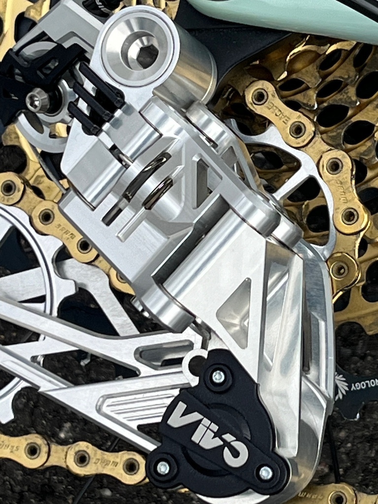 アニュ―ウエル波動転写機　VIVO ポ−タブル・マグネチックシンクロナイザー Vivo's New XC Air Derailleur is a Piece of Art - Pinkbike