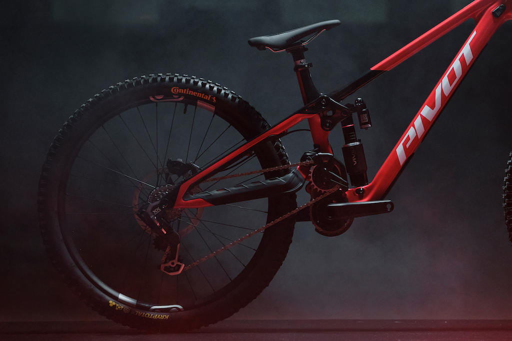 Pivot Releases Special Edition Phoenix XX DH - Pinkbike