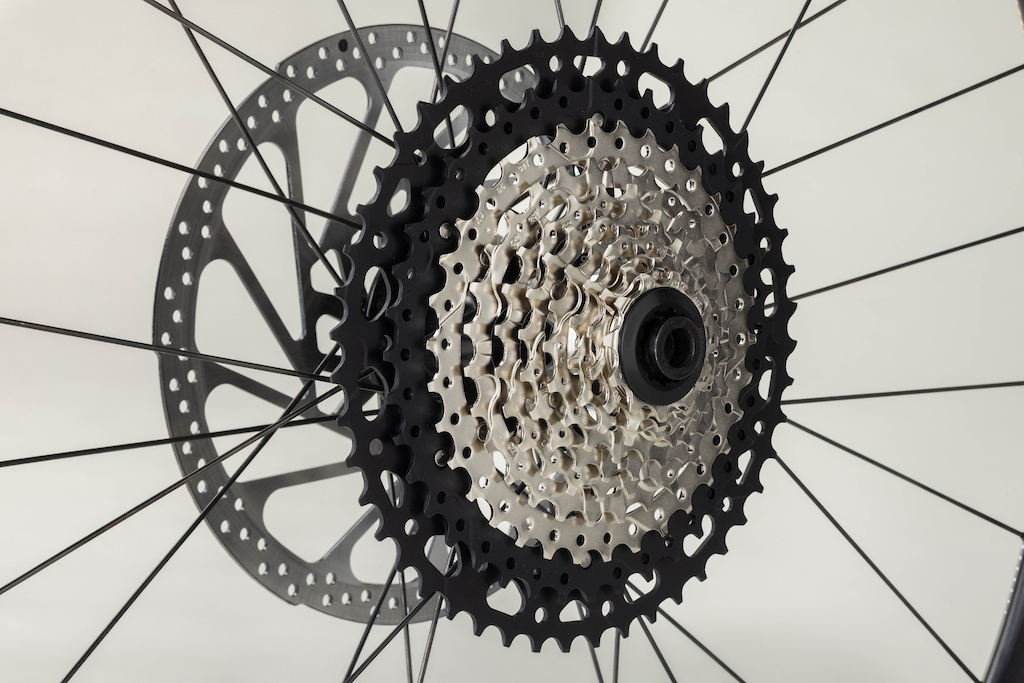 Microshift's New 11-Speed Wide Range MTB Drivetrain is Only $230