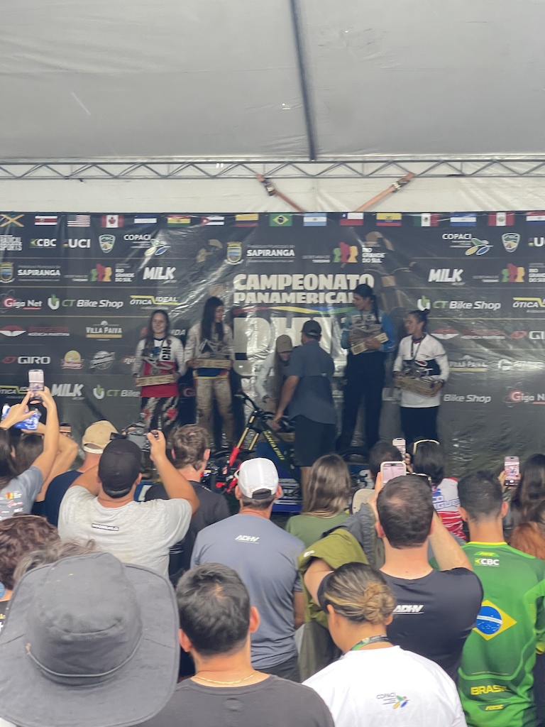Elite WOMEN podium