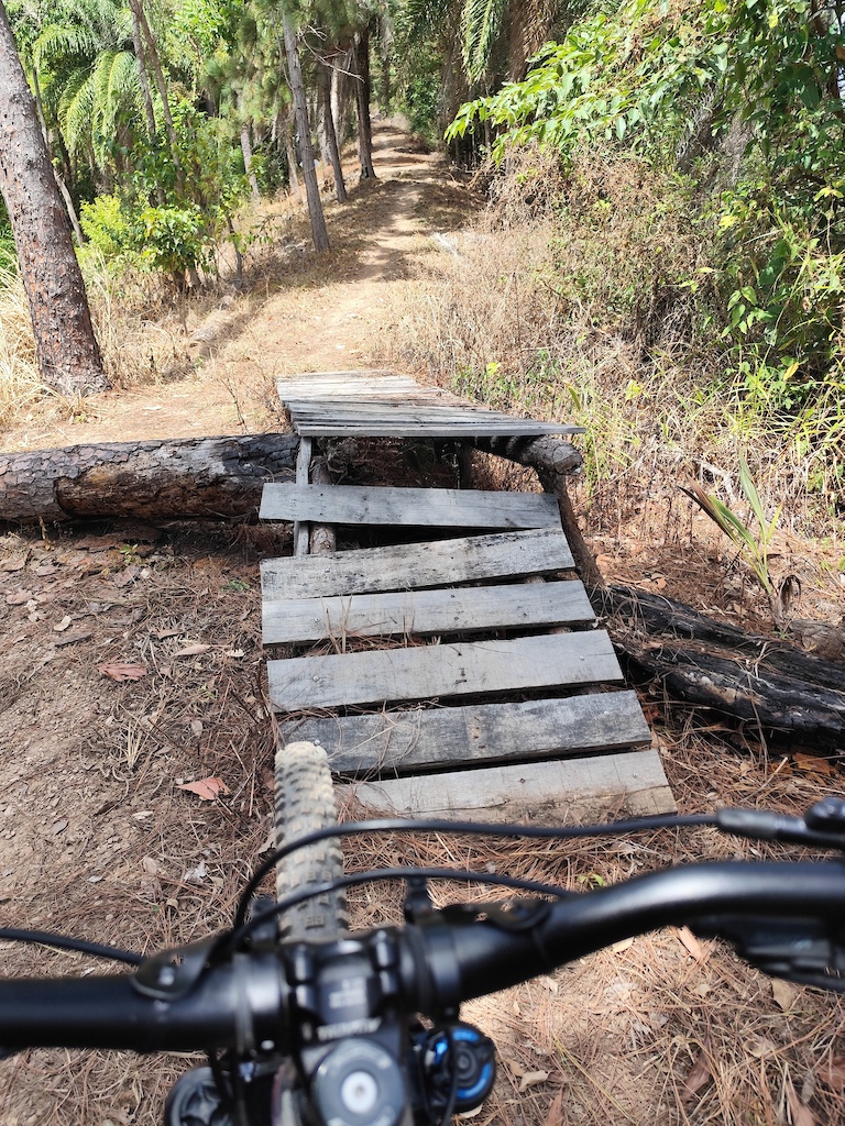 Walking up towards the Tree Jump after Tombstone