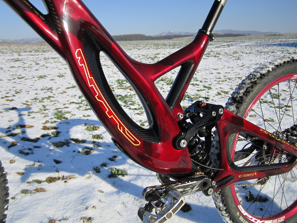 INTROcycles Tabu 203/210 (2016)