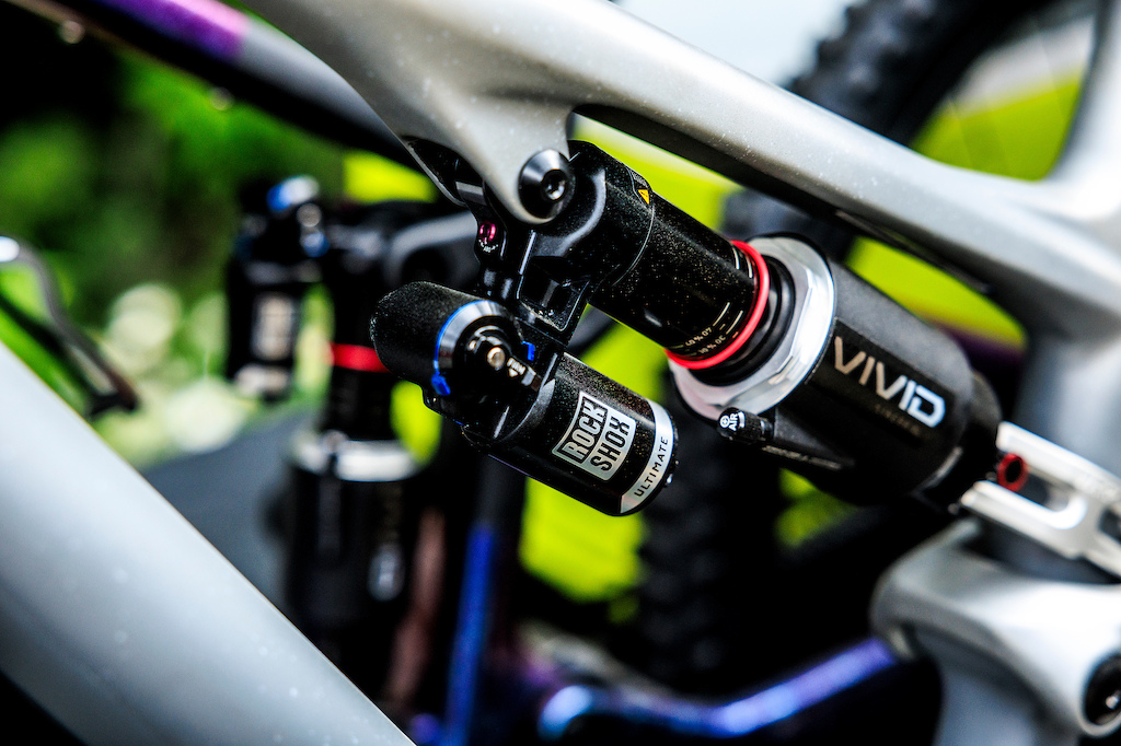 RockShox Overhauls the SuperDeluxe and Vivid Air Shocks for 2027