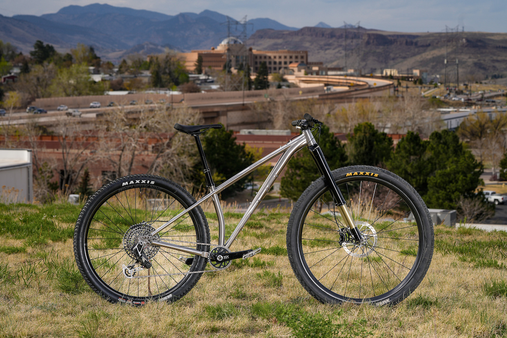 Revelインフィニティー Revel Bikes Launches Concept Labs to Showcase Experimental