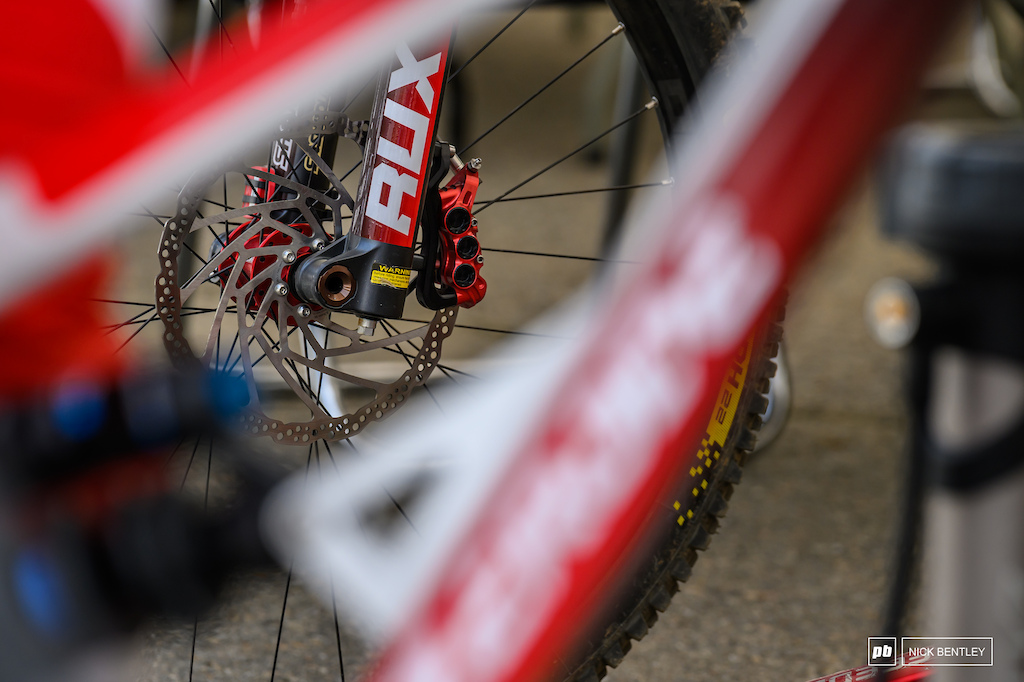 Spotted: Hope 6-Piston Brake Calipers on Tuhoto-Ariki Pene's