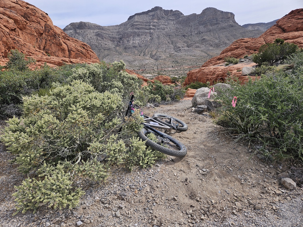 At the entrance to Rootnax. Gonna drop in on some sweet sandstone!