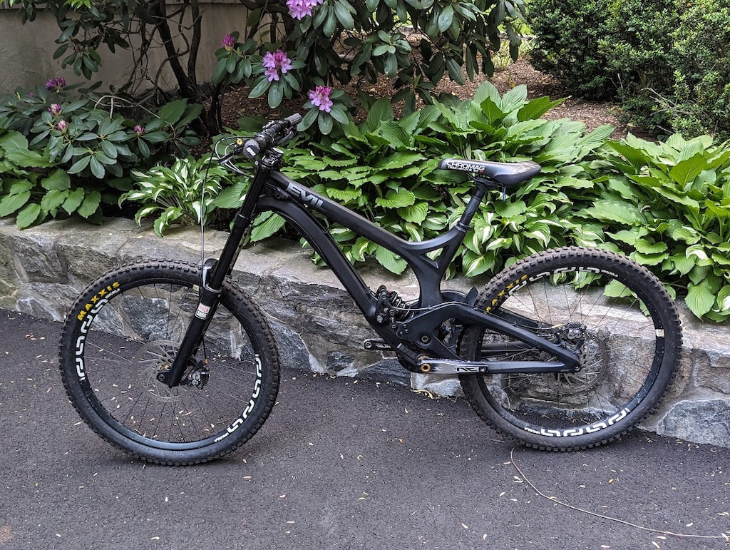 2015 Evil Undead still in perfect Condition Haven't ridden it since 2018.