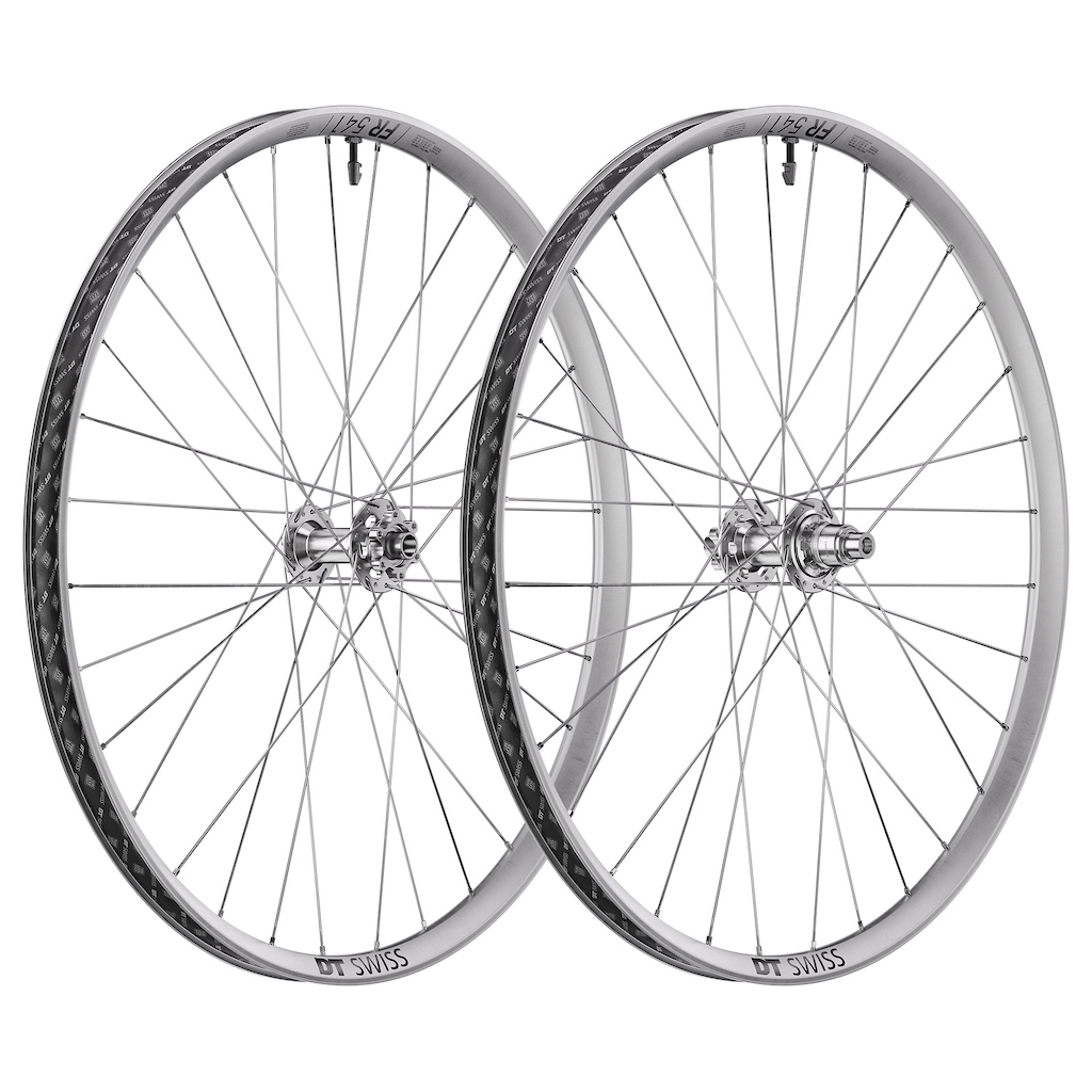 DT Swiss Releases Limited Edition FR 1500 Classic Silver Wheelset