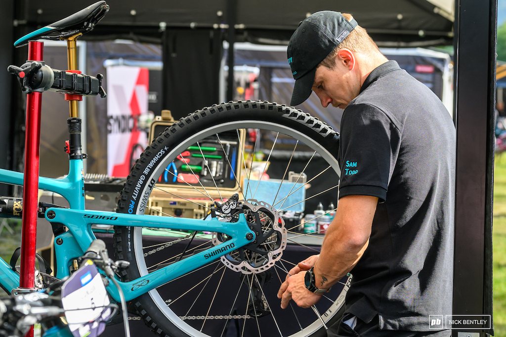 The normal tension and bolt checks before they head out into the heat.