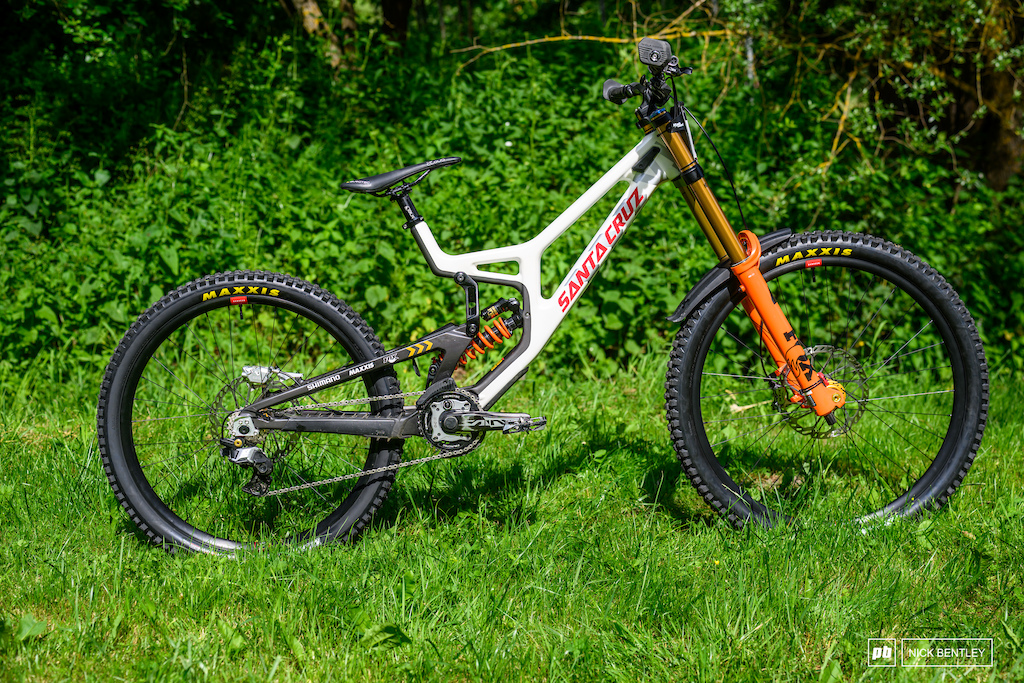 Bike Check: Andi Kolb's Custom XL Santa Cruz V10 - 2026