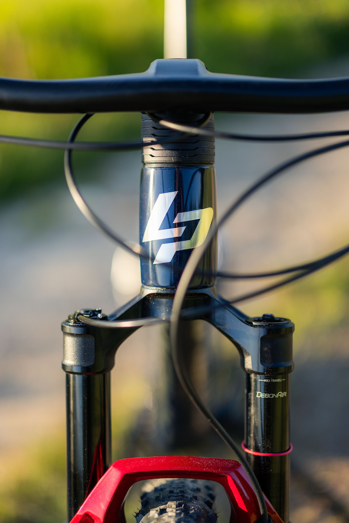 First Look: Lapierre's New XR Rejects the Standard XC Blueprint