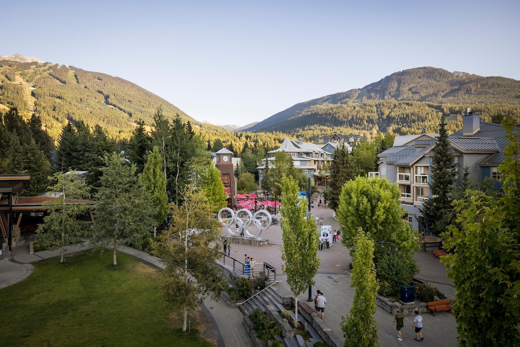 Whistler Village Stroll, Dual Mountain
Credit
Tourism Whistler/Justa Jeskova