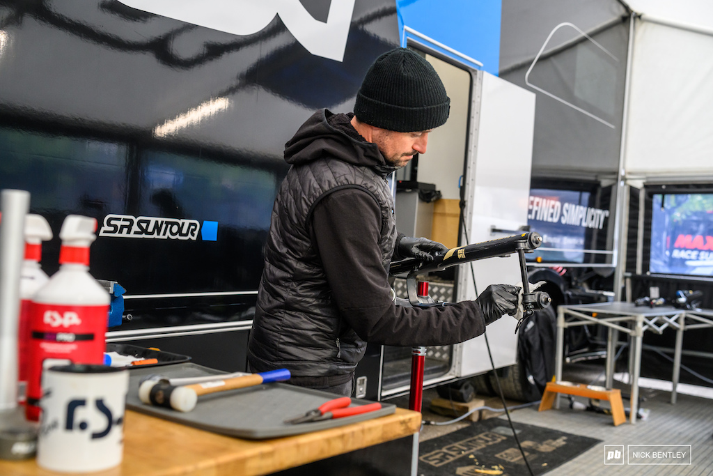 Enduro Tech Randoms: Leogang World Cup 2026 - Pinkbike