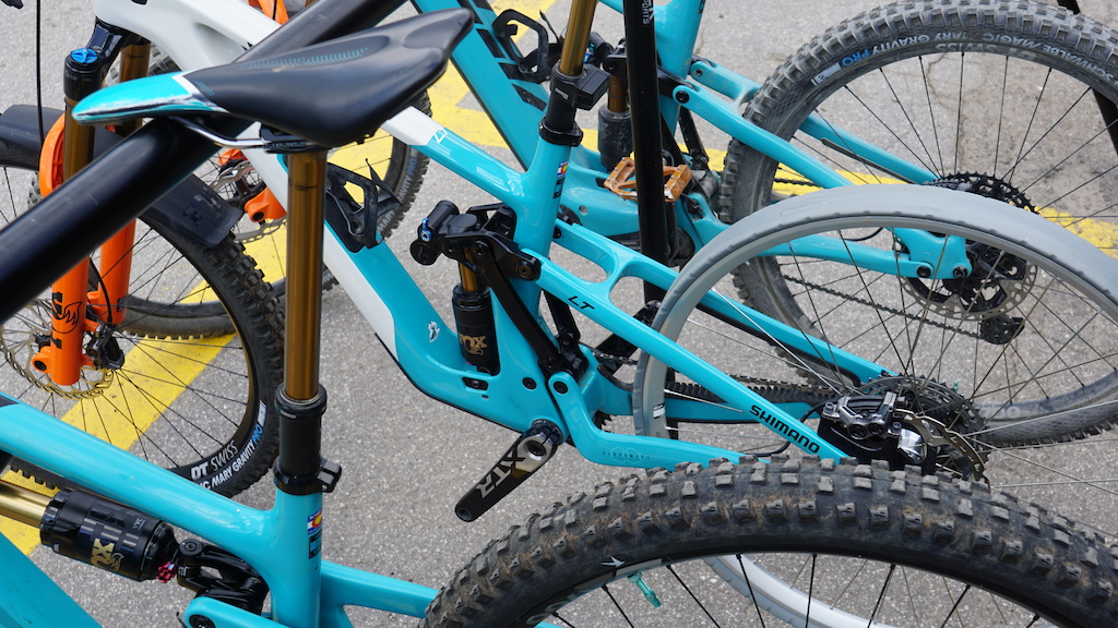 Spotted: Yeti's New 6-Bar Enduro Bike - Pinkbike