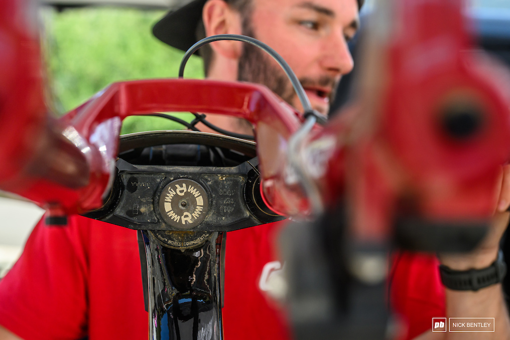 You'd never know it was there. A Rimpact mass damper hidden inside Millie's head tube.