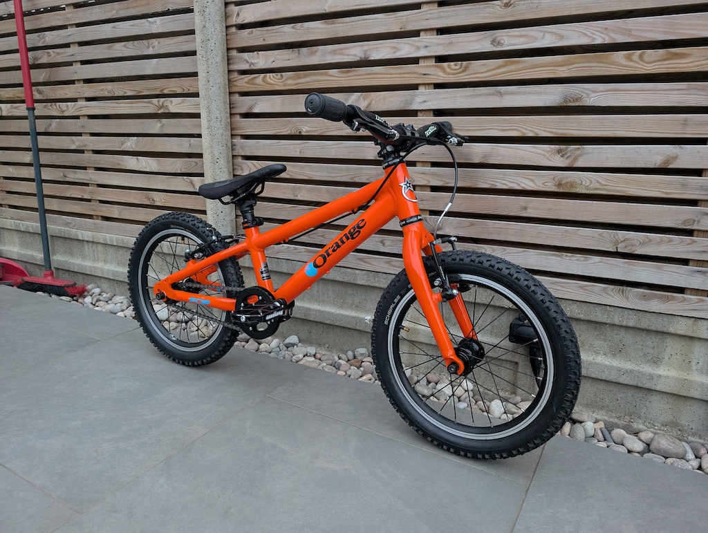 Orange Bikes Pop