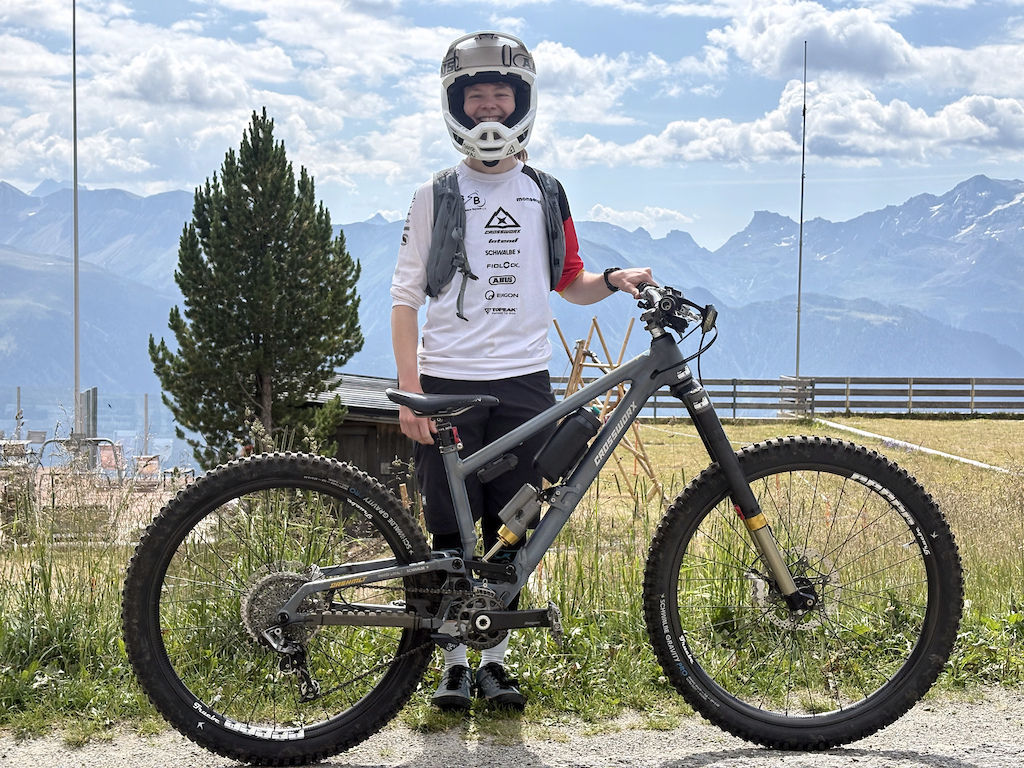 mountainbike spiel switch Shred 2 in 1 Game (Download Code in Box) Hebie Fahrradständer 669 Abstellheld Arbeit-mit-Chemikalien Descenders on Nintendo Switch Farbe:17