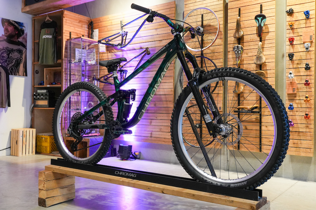 Chromag's Latest Creations: A 32