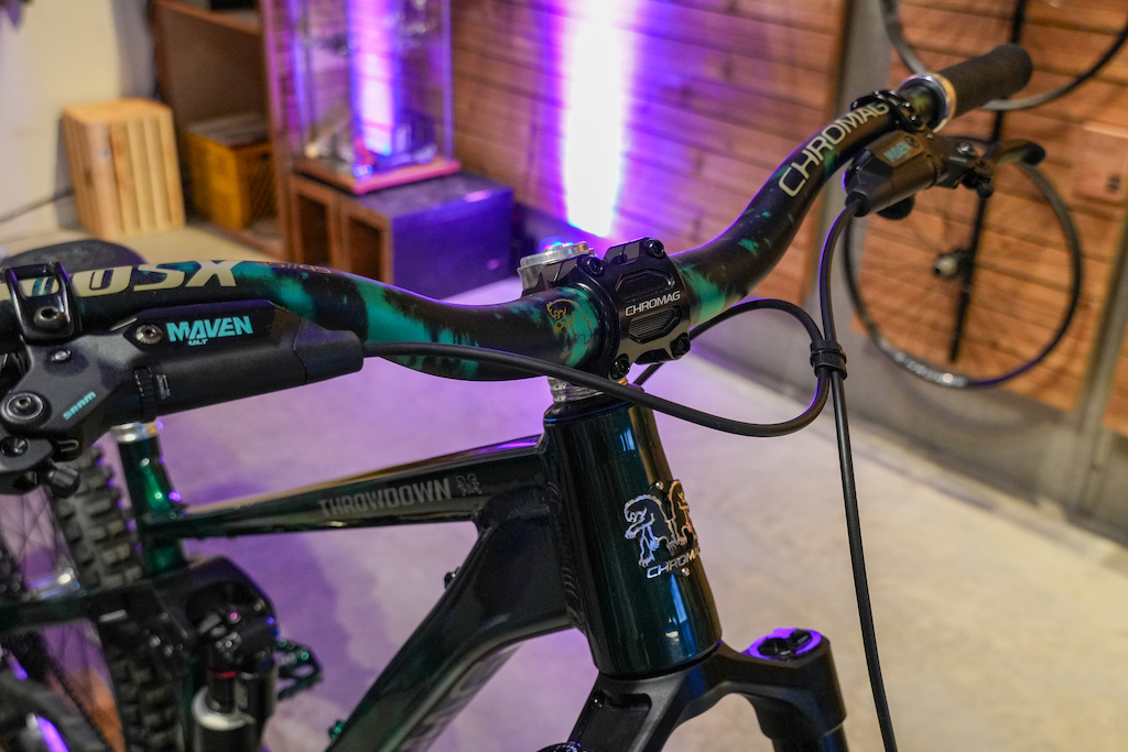 Chromag's Latest Creations: A 32