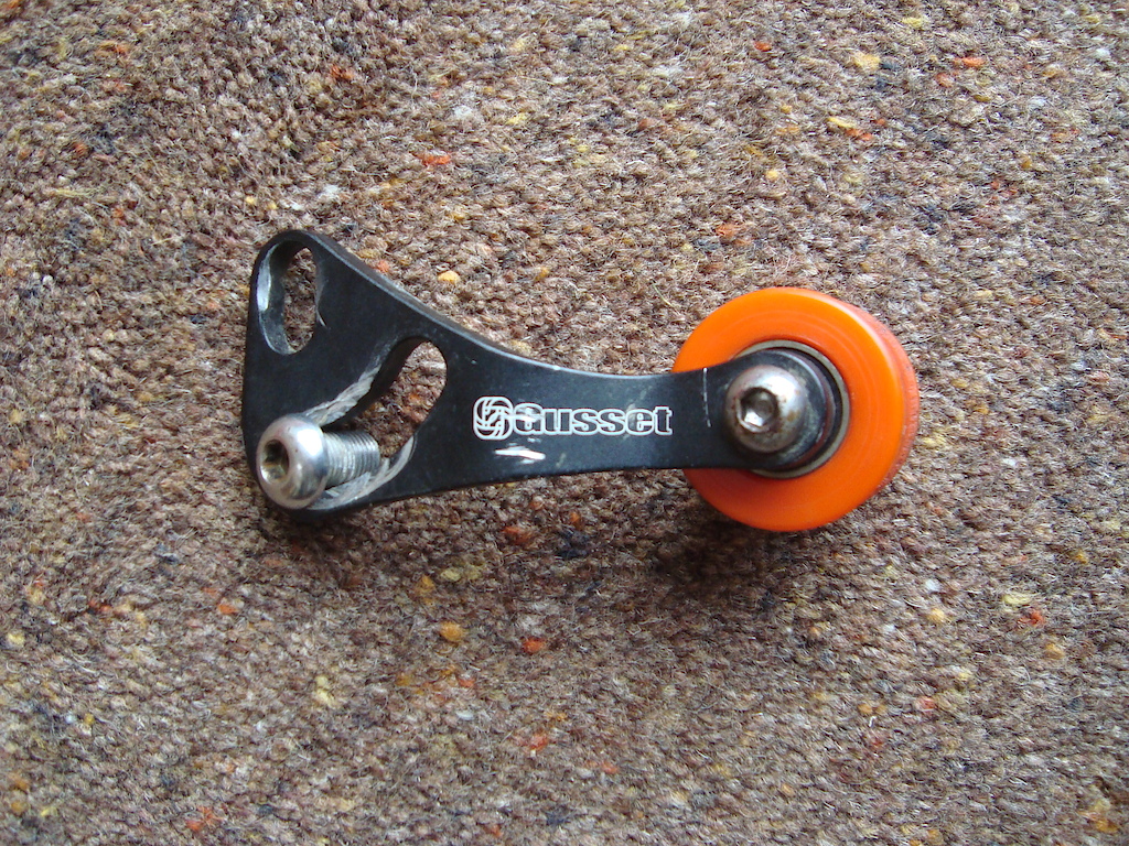 Gusset chain tensioner, 10€!