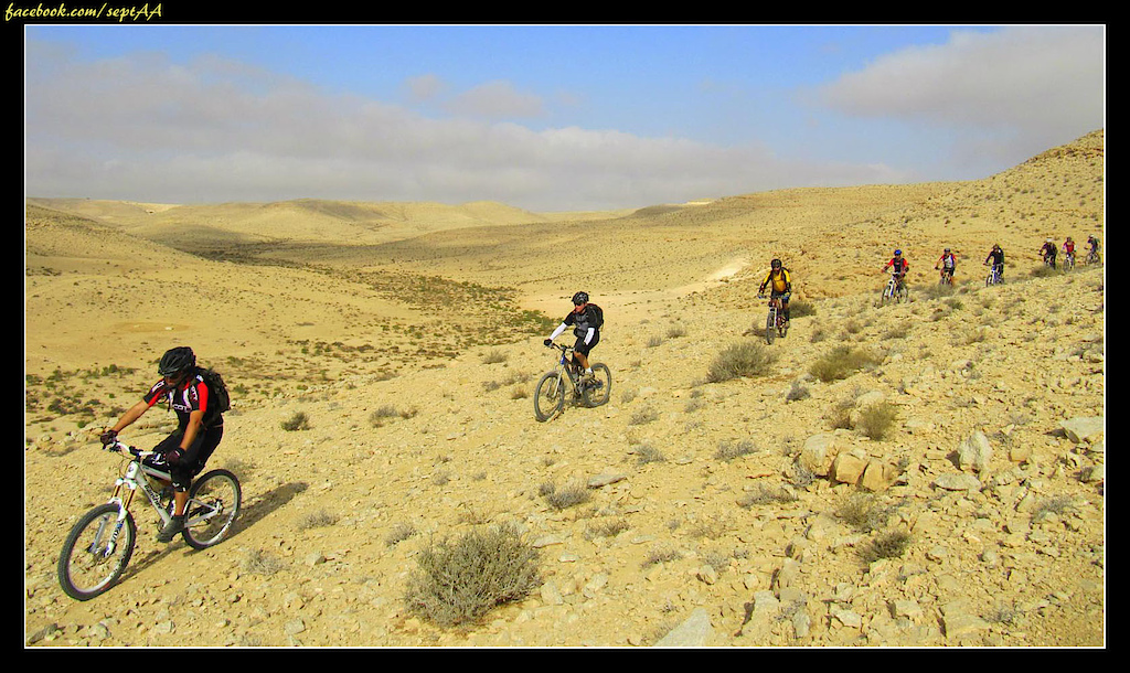 MOUNTAIN BIKING IN THE ISRAELI DESERT