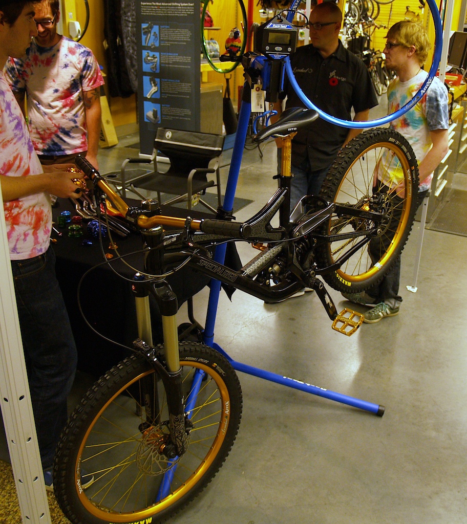 Specialized Demo outfitted with Loaded bike components.